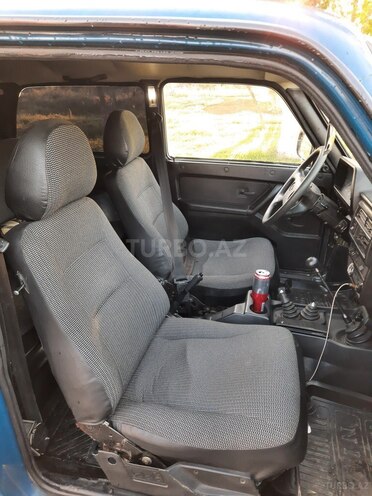 LADA (VAZ) Niva 2010, 258,311 km - 1.7 l - Salyan