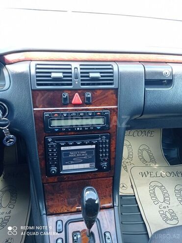Mercedes E 240 2001, 240,000 km - 2.6 l - Sabirabad