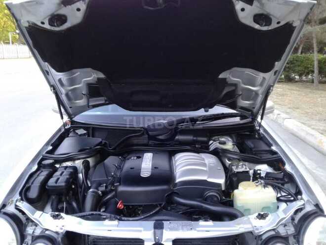 Mercedes E 220 2000, 227,000 km - 2.2 л - Bakı