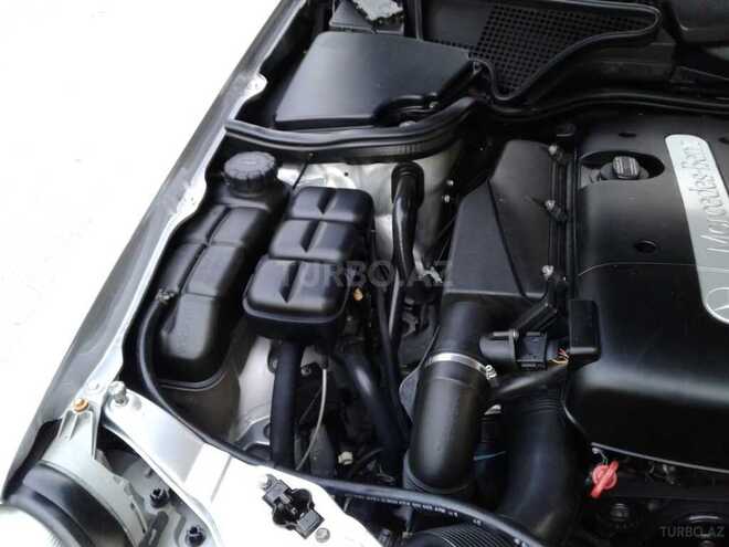 Mercedes E 220 2000, 227,000 km - 2.2 л - Bakı