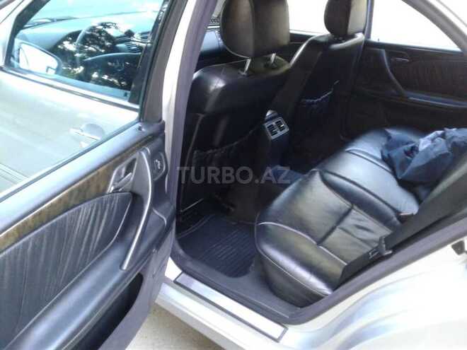 Mercedes E 220 2000, 227,000 km - 2.2 л - Bakı