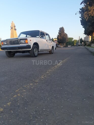 LADA (VAZ) 2107 2008, 25,638 km - 1.6 l - Qazax