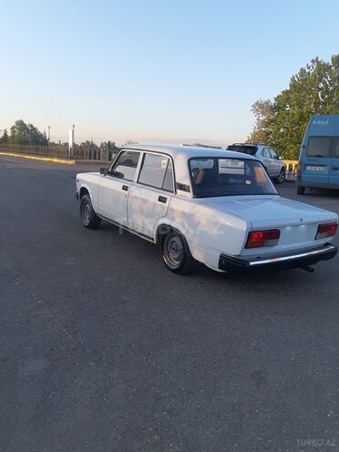 LADA (VAZ) 2107 2008, 25,638 km - 1.6 l - Qazax