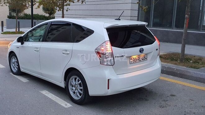 Toyota Prius V 2012, 165,000 km - 1.8 л - Bakı