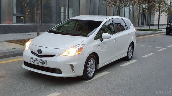 Toyota Prius V 2012, 165,000 km - 1.8 л - Bakı