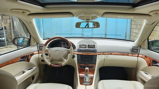 Mercedes E 240 2005, 234,270 km - 2.6 l - Masallı