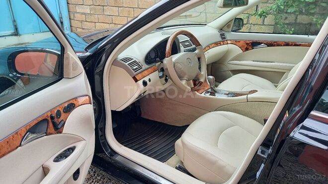 Mercedes E 240 2005, 234,270 km - 2.6 l - Masallı