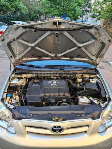 Toyota Corolla 2005, 227,000 km - 1.4 л - Bakı