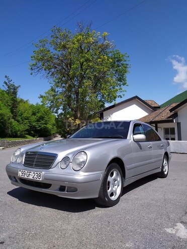 Mercedes E 240 1999, 212,119 km - 2.4 l - Şəki