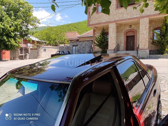 Mercedes E 250 1991, 256,000 km - 2.5 l - Şəki