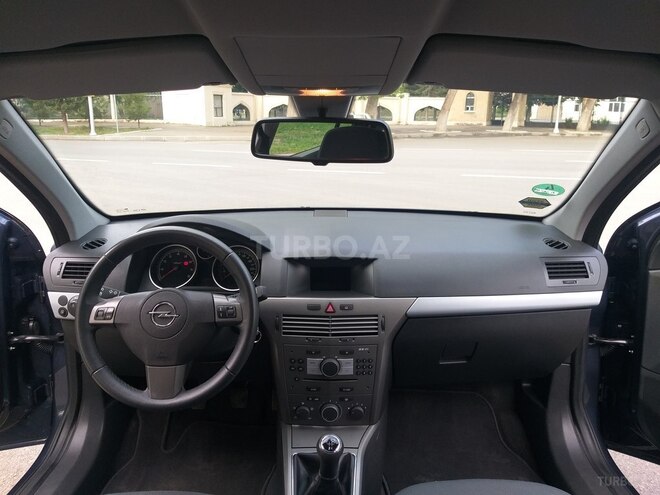 Opel Astra 2006, 173,000 km - 1.4 л - Mingəçevir