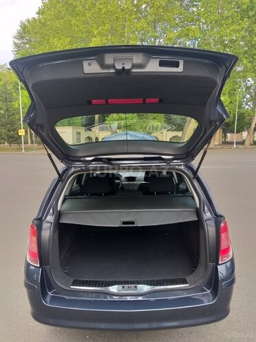 Opel Astra 2006, 173,000 km - 1.4 л - Mingəçevir