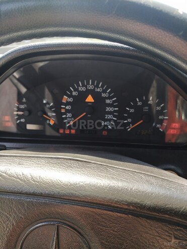 Mercedes C 200 1997, 327,147 km - 2.0 л - Bərdə