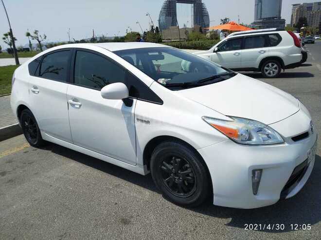 Toyota Prius 2013, 170,000 km - 1.8 l - Bakı