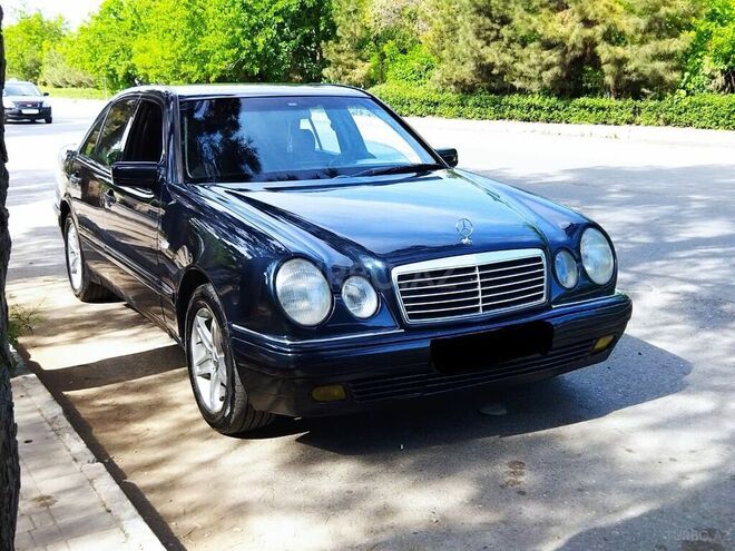 Mercedes E 220 1998, 540,000 km - 2.2 l - Bərdə
