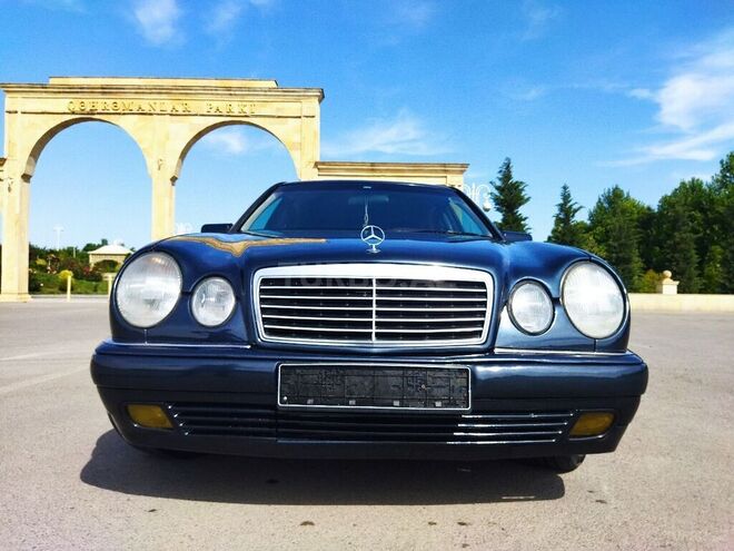 Mercedes E 220 1998, 540,000 km - 2.2 l - Bərdə