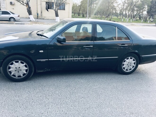 Mercedes E 300 1996, 241,041 km - 3.0 л - Sumqayıt