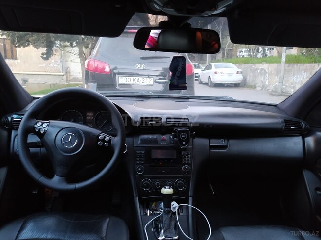 Mercedes C 230 2006, 268,000 km - 2.5 l - Bakı