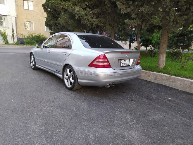 Mercedes C 230 2006, 268,000 km - 2.5 l - Bakı