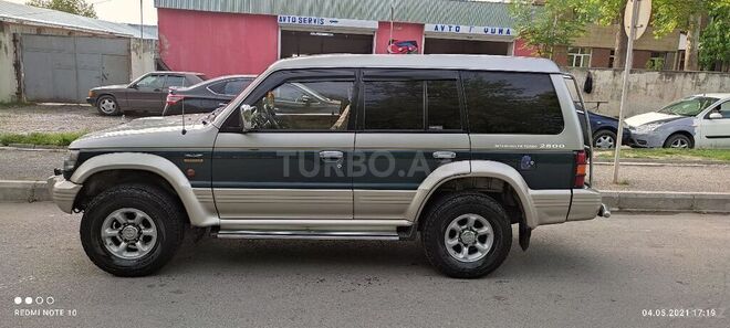 Mitsubishi Pajero 1996, 423,909 km - 2.8 l - İsmayıllı