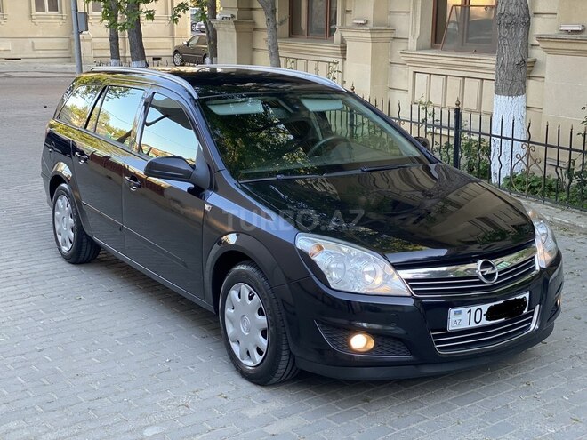 Opel Astra 2009, 182,000 km - 1.3 л - Bakı