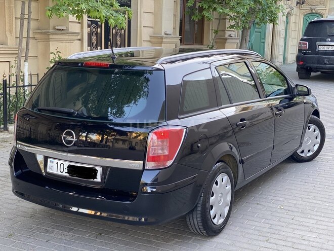 Opel Astra 2009, 182,000 km - 1.3 л - Bakı