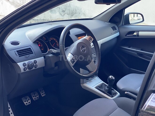 Opel Astra 2009, 182,000 km - 1.3 л - Bakı