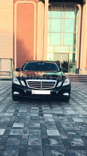 Mercedes E 220 2009, 330,000 km - 2.2 л - Şirvan