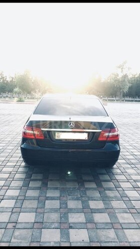 Mercedes E 220 2009, 330,000 km - 2.2 л - Şirvan