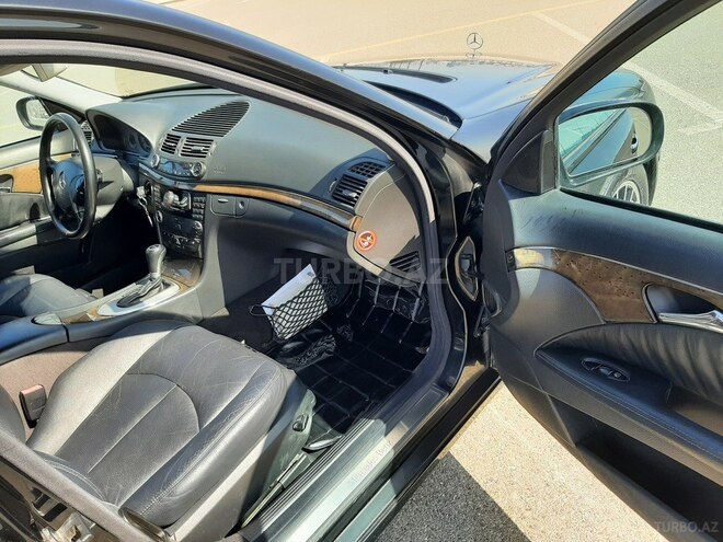 Mercedes E 240 2002, 222,300 km - 2.6 l - Bakı