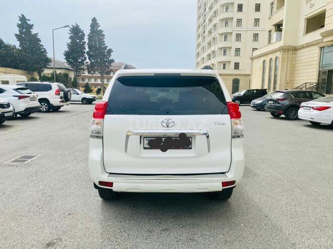 Toyota Prado 2010, 180,000 km - 2.7 л - Bakı