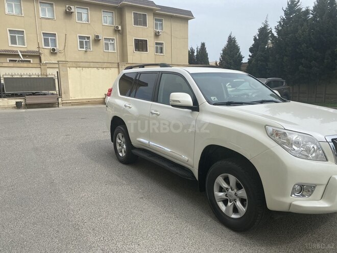 Toyota Prado 2010, 180,000 km - 2.7 л - Bakı