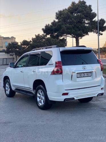 Toyota Prado 2010, 240,000 km - 2.7 л - Bakı