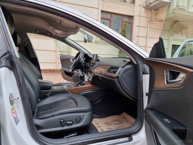 Audi A7 2013, 150,000 km - 3.0 л - Bakı