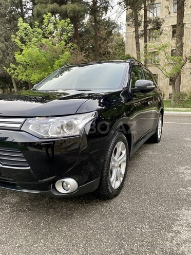 Mitsubishi Outlander 2014, 66,000 km - 2.4 l - Bakı