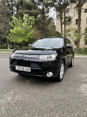 Mitsubishi Outlander 2014, 66,000 km - 2.4 l - Bakı