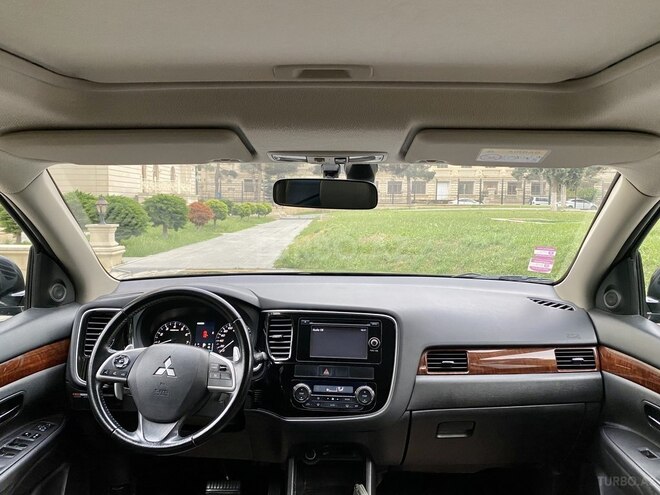 Mitsubishi Outlander 2014, 66,000 km - 2.4 l - Bakı