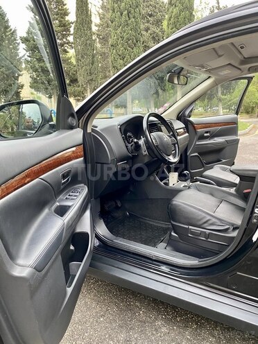 Mitsubishi Outlander 2014, 66,000 km - 2.4 l - Bakı