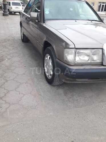 Mercedes 190 1989, 245,000 km - 2.0 l - Sabirabad