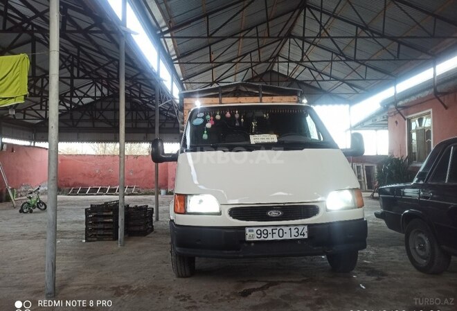 Ford Transit 1998, 200,000 km - 2.5 л - Beyləqan