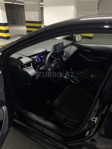 Toyota Corolla 2020, 15,000 km - 1.6 л - Bakı