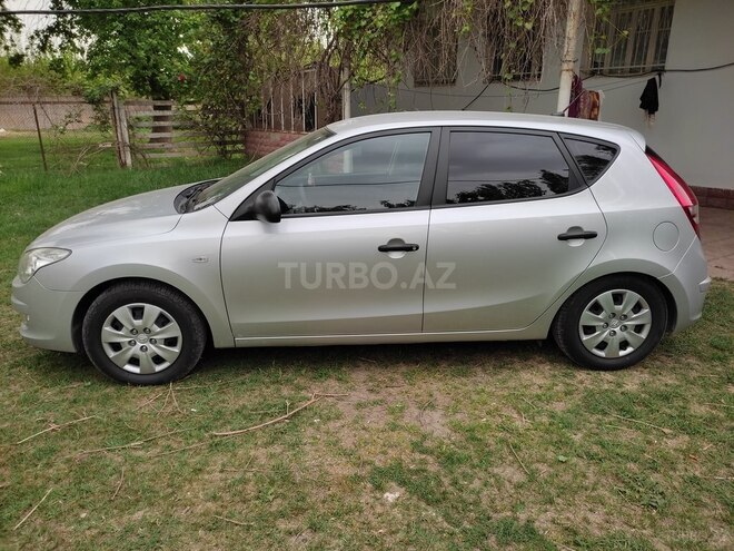 Hyundai i30 2007, 188,000 km - 1.4 л - Salyan