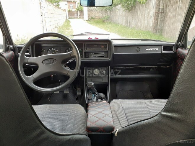 LADA (VAZ) 2107 2008, 80,000 km - 1.6 l - Salyan