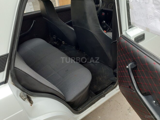 LADA (VAZ) 2107 2008, 80,000 km - 1.6 l - Salyan