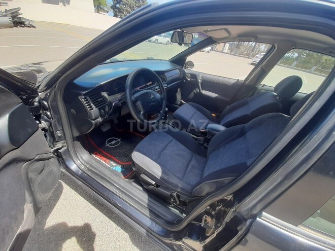 Opel Vectra 1996, 325,412 km - 1.8 l - Sumqayıt