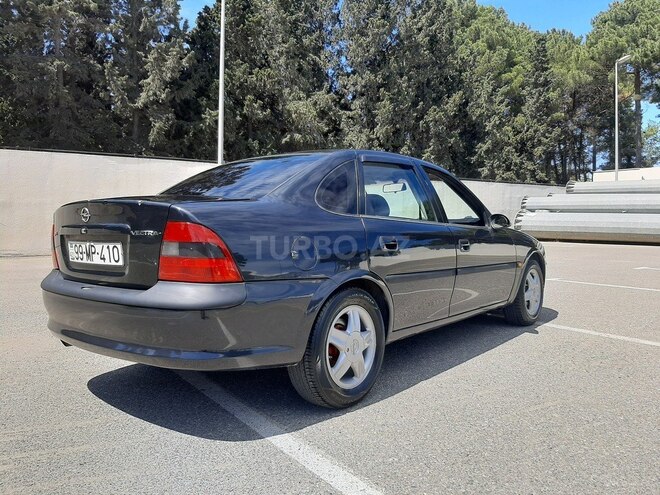 Opel Vectra 1996, 325,412 km - 1.8 l - Sumqayıt