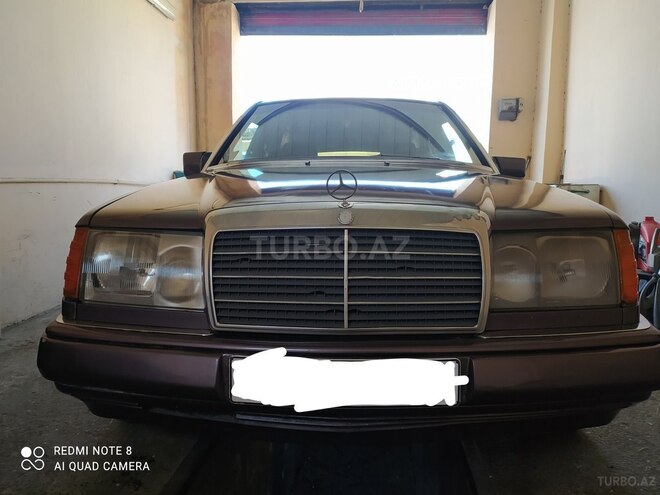 Mercedes E 200 1991, 280,000 km - 2.0 l - Bakı