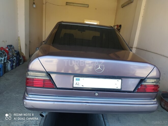 Mercedes E 200 1991, 280,000 km - 2.0 l - Bakı