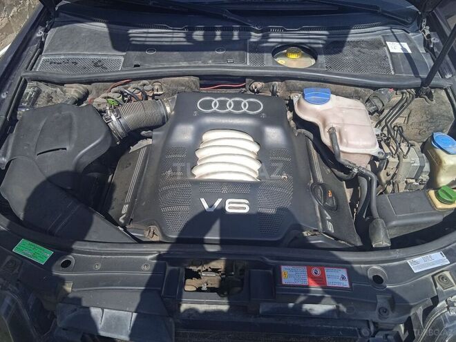 Audi A6 2000, 256,364 km - 2.4 l - Gəncə