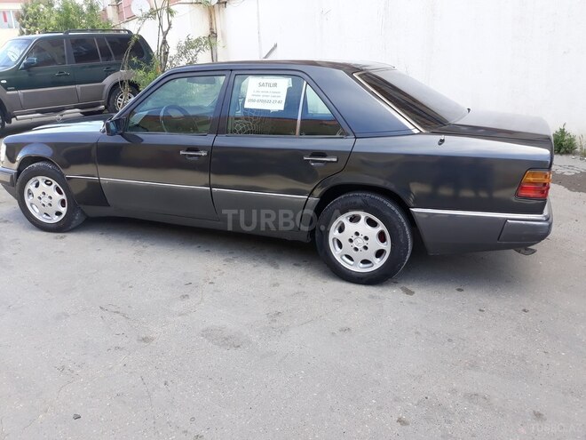 Mercedes E 230 1991, 520,000 km - 2.3 l - Bakı